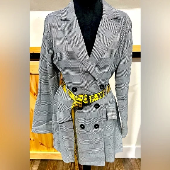 Grey Checkered Blazer play suit PLT (14) - Picture 1 of 4